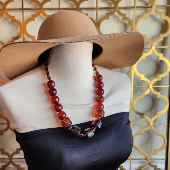 ✨️Chunky Vintage Brown Lucite Necklace - Tortoiseshell✨️ - Picture 5 of 15